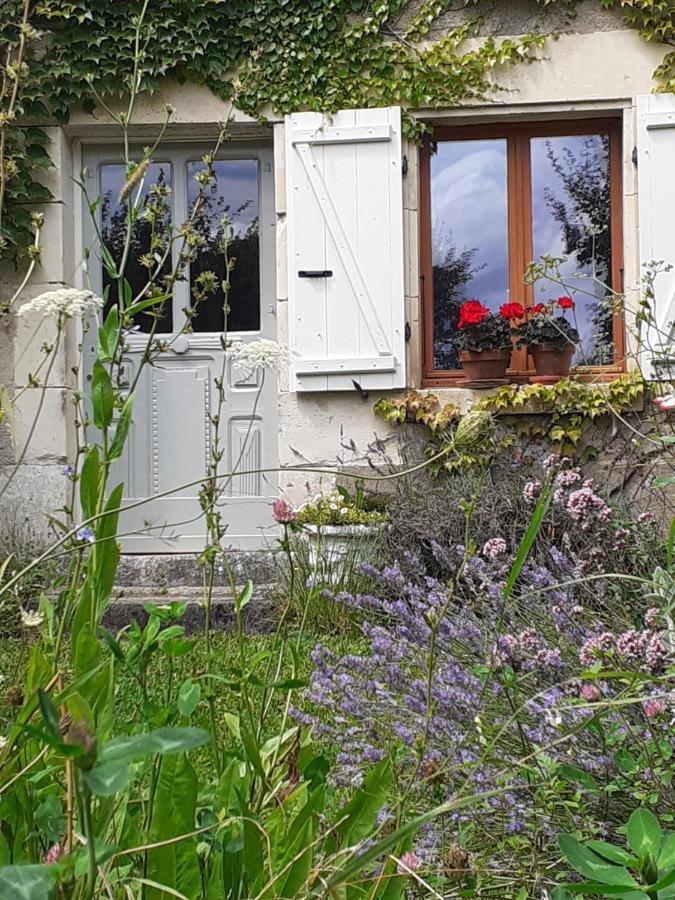 Maison Frankrijk Couloutre Exteriör bild