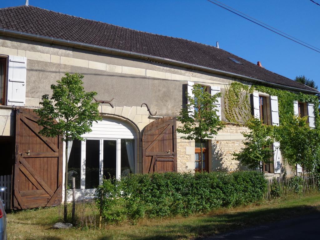 Maison Frankrijk Couloutre Rum bild